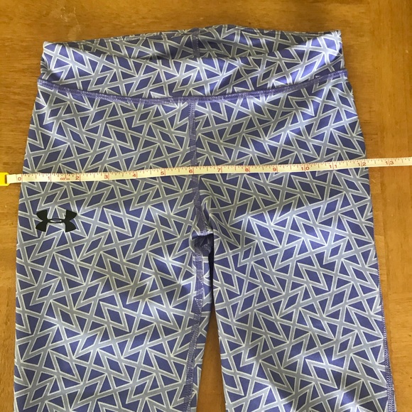 UNDER ARMOUR girls PURPLE Heat Gear Leggings - Picture 5 of 6